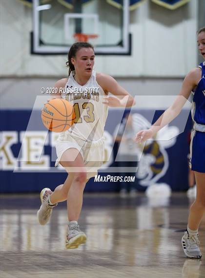 Thumbnail 2 in Cashion vs Hennessey photogallery.