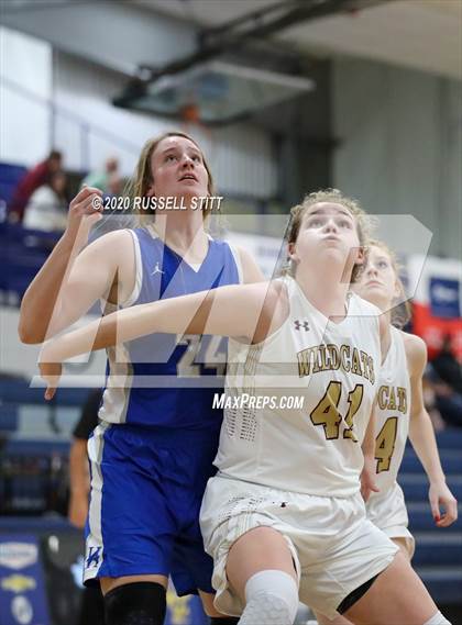 Thumbnail 1 in Cashion vs Hennessey photogallery.