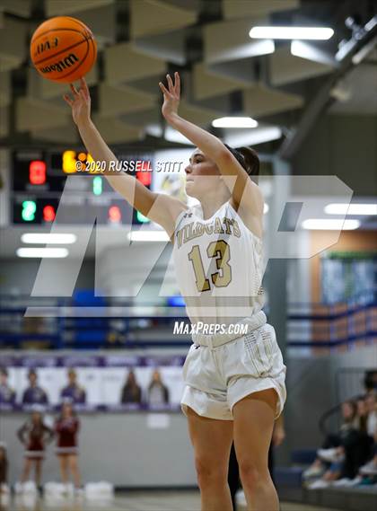 Thumbnail 1 in Cashion vs Hennessey photogallery.