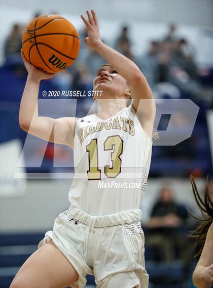 Thumbnail 1 in Cashion vs Hennessey photogallery.
