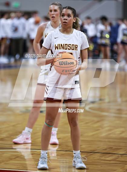 Thumbnail 2 in Mullen @ Windsor (CHSSA 5A Great 8) photogallery.