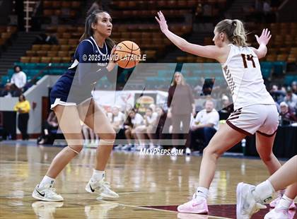 Thumbnail 1 in Mullen @ Windsor (CHSSA 5A Great 8) photogallery.