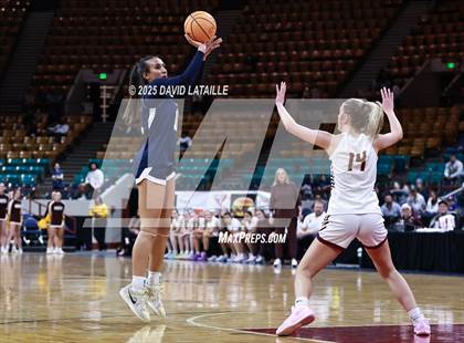 Thumbnail 2 in Mullen @ Windsor (CHSSA 5A Great 8) photogallery.