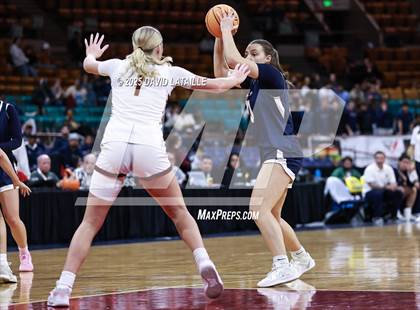 Thumbnail 1 in Mullen @ Windsor (CHSSA 5A Great 8) photogallery.