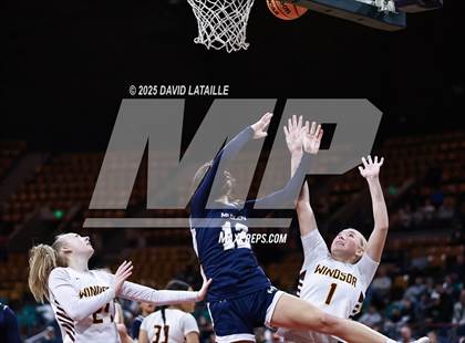 Thumbnail 2 in Mullen @ Windsor (CHSSA 5A Great 8) photogallery.