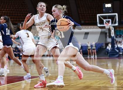 Thumbnail 3 in Mullen @ Windsor (CHSSA 5A Great 8) photogallery.