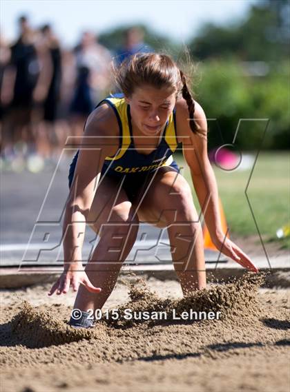 Thumbnail 2 in Sierra Foothill League Tri Meet @ Del Oro photogallery.