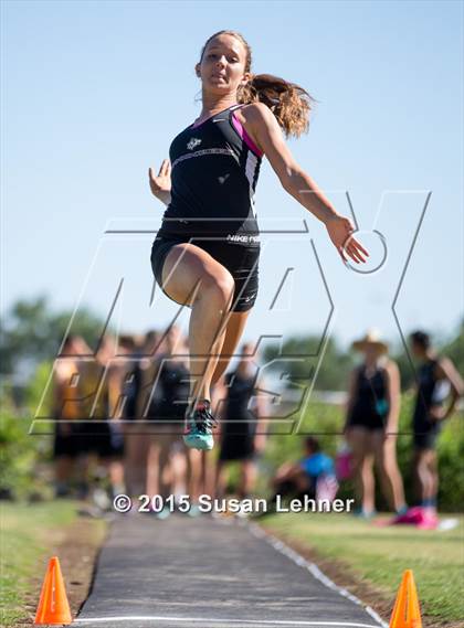 Thumbnail 1 in Sierra Foothill League Tri Meet @ Del Oro photogallery.