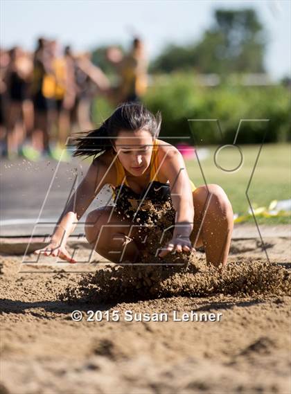 Thumbnail 1 in Sierra Foothill League Tri Meet @ Del Oro photogallery.