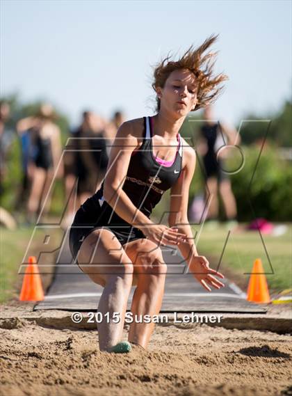 Thumbnail 1 in Sierra Foothill League Tri Meet @ Del Oro photogallery.
