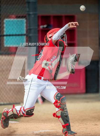 Thumbnail 1 in Elsinore vs. Mar Vista (San Diego Lions Tournamen) photogallery.