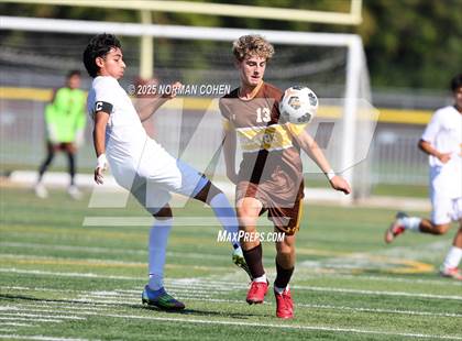 Thumbnail 3 in Marian Catholic @ Carmel photogallery.