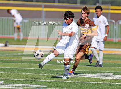 Thumbnail 2 in Marian Catholic @ Carmel photogallery.