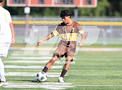 Thumbnail 2 in Marian Catholic @ Carmel photogallery.