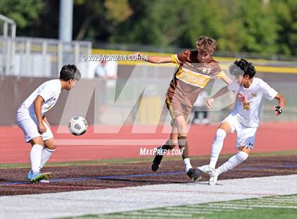 Thumbnail 1 in Marian Catholic @ Carmel photogallery.