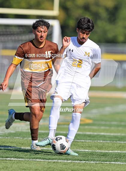 Thumbnail 2 in Marian Catholic @ Carmel photogallery.