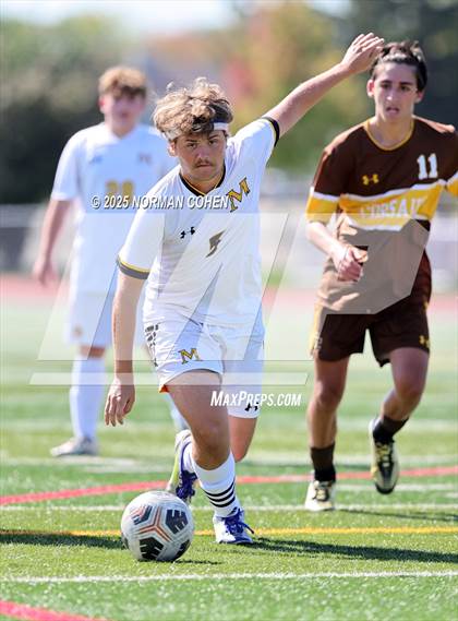 Thumbnail 2 in Marian Catholic @ Carmel photogallery.