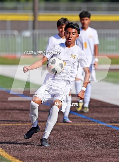 Thumbnail 2 in Marian Catholic @ Carmel photogallery.