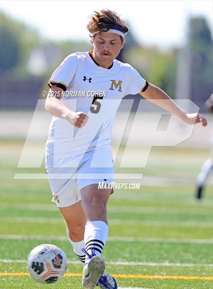 Thumbnail 3 in Marian Catholic @ Carmel photogallery.