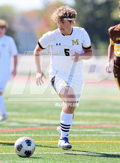 Thumbnail 3 in Marian Catholic @ Carmel photogallery.