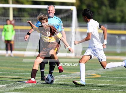 Thumbnail 1 in Marian Catholic @ Carmel photogallery.