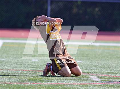 Thumbnail 2 in Marian Catholic @ Carmel photogallery.