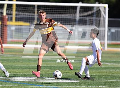 Thumbnail 3 in Marian Catholic @ Carmel photogallery.