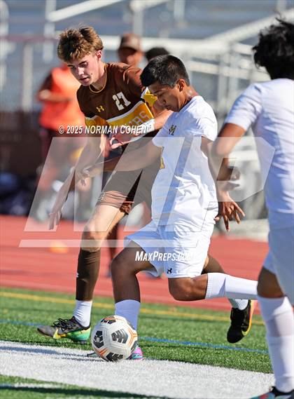 Thumbnail 3 in Marian Catholic @ Carmel photogallery.