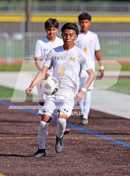 Thumbnail 3 in Marian Catholic @ Carmel photogallery.