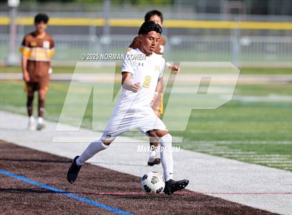 Thumbnail 3 in Marian Catholic @ Carmel photogallery.