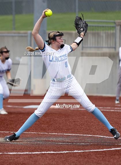 Thumbnail 3 in Mill Valley @ Shawnee Mission East photogallery.