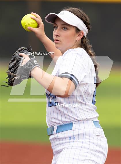 Thumbnail 3 in Mill Valley @ Shawnee Mission East photogallery.