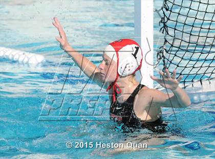 Thumbnail 3 in Palos Verdes vs Edison (Holiday Cup) photogallery.