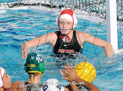 Thumbnail 3 in Palos Verdes vs Edison (Holiday Cup) photogallery.
