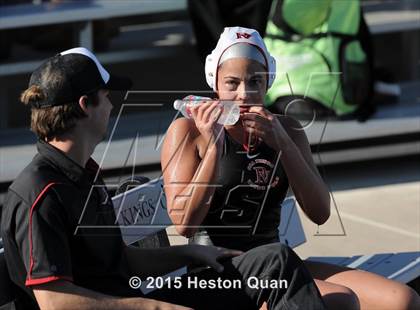 Thumbnail 1 in Palos Verdes vs Edison (Holiday Cup) photogallery.