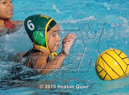 Thumbnail 1 in Palos Verdes vs Edison (Holiday Cup) photogallery.