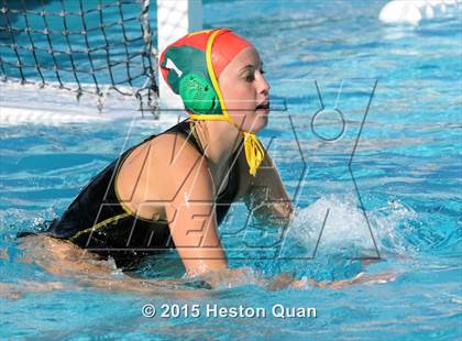 Thumbnail 1 in Palos Verdes vs Edison (Holiday Cup) photogallery.