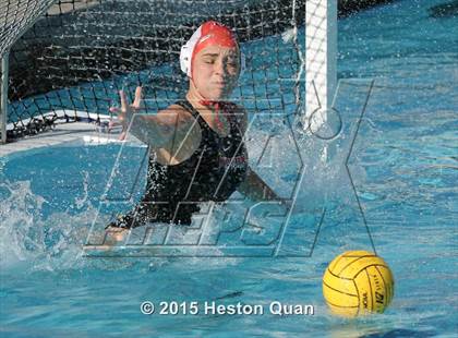 Thumbnail 3 in Palos Verdes vs Edison (Holiday Cup) photogallery.