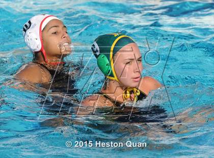 Thumbnail 1 in Palos Verdes vs Edison (Holiday Cup) photogallery.