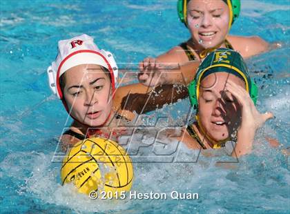 Thumbnail 1 in Palos Verdes vs Edison (Holiday Cup) photogallery.