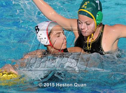 Thumbnail 2 in Palos Verdes vs Edison (Holiday Cup) photogallery.