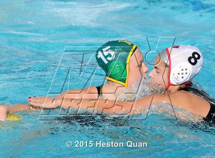 Thumbnail 2 in Palos Verdes vs Edison (Holiday Cup) photogallery.