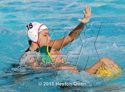 Thumbnail 3 in Palos Verdes vs Edison (Holiday Cup) photogallery.