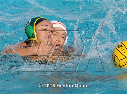 Thumbnail 3 in Palos Verdes vs Edison (Holiday Cup) photogallery.
