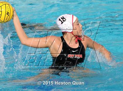 Thumbnail 1 in Palos Verdes vs Edison (Holiday Cup) photogallery.