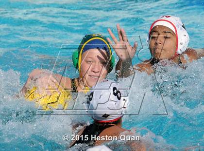 Thumbnail 3 in Palos Verdes vs Edison (Holiday Cup) photogallery.