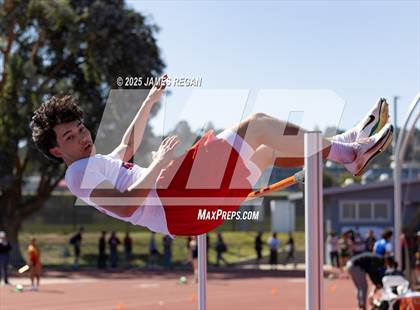 Thumbnail 2 in Hillsdale Fighting Knights Relays photogallery.