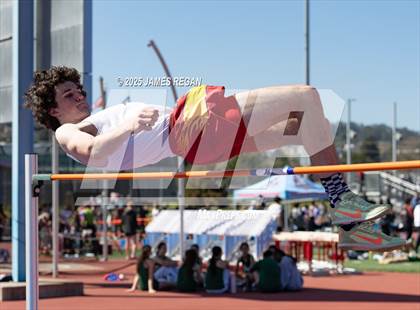 Thumbnail 2 in Hillsdale Fighting Knights Relays photogallery.