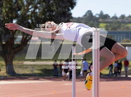 Thumbnail 1 in Hillsdale Fighting Knights Relays photogallery.