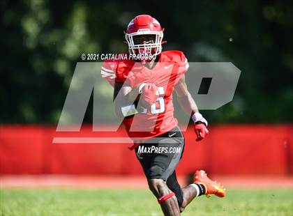 Thumbnail 2 in Metuchen @ Keyport photogallery.